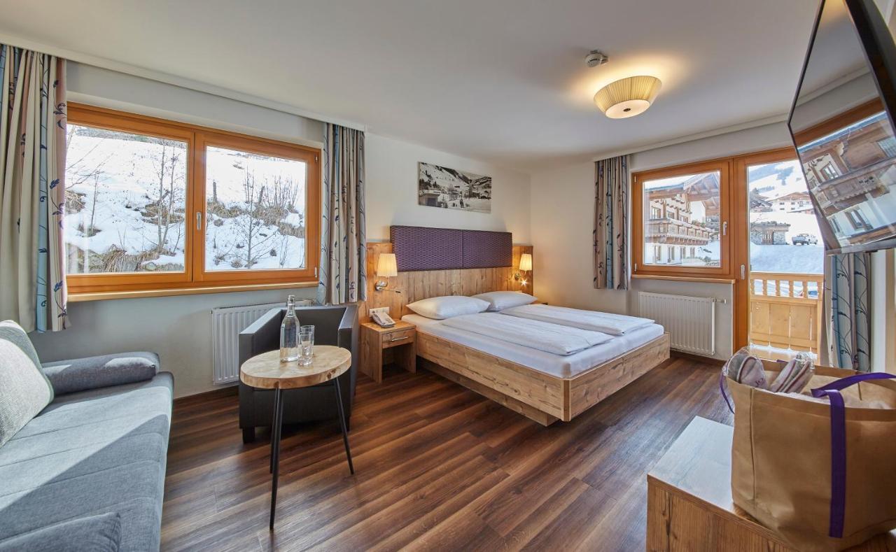 Johanneshof - Dein Mountain Wohlfuehlhotel Заалбах-Хинтерглем Екстериор снимка